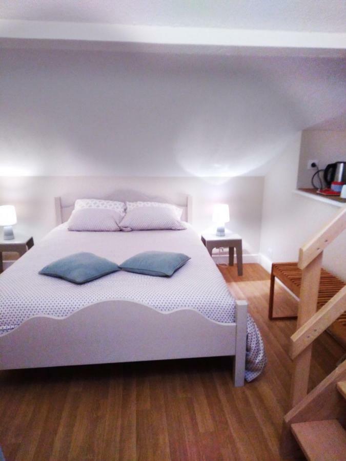 ブローニュ・シュル・メール Les Parides Bed & Breakfast エクステリア 写真